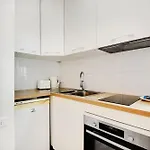 Sejour Parisien Pour 4, Pres De Montmartre